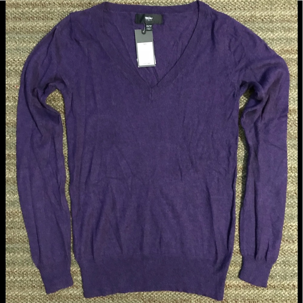 MOSSIMO LONG SLEEVE SWEATER