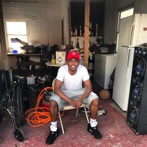 Meet your Posher, Omar