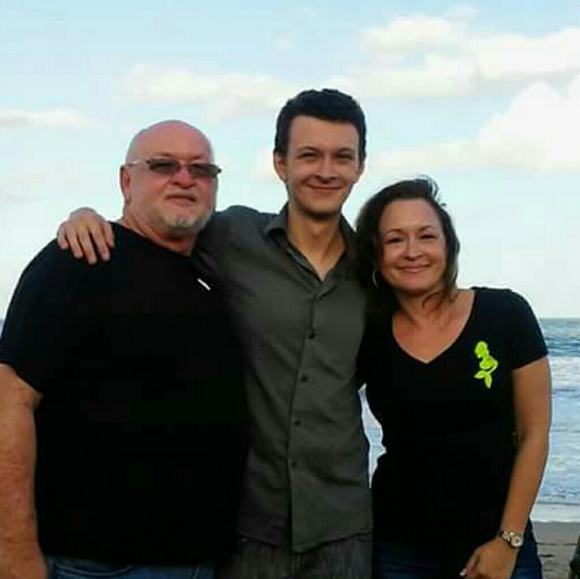 Hey! I'm Robert! Meet me! - Picture 1 of 1