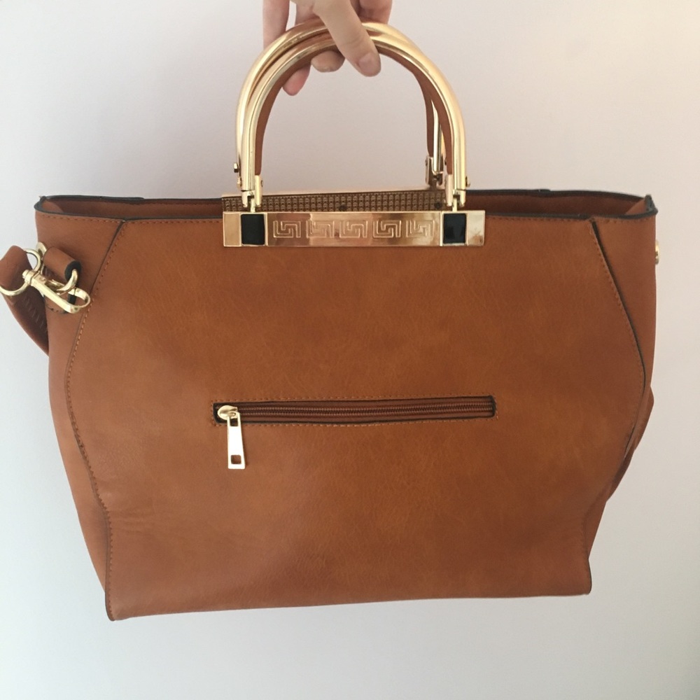 Doctor-style tote bag from Wilson’s Leather!