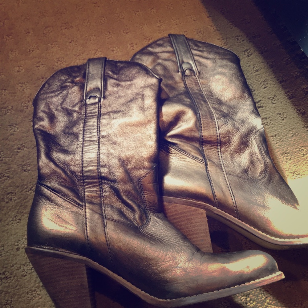 Jessica Simpson cowboy boots