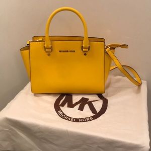 Yellow Michael Kors Shoulder Bag