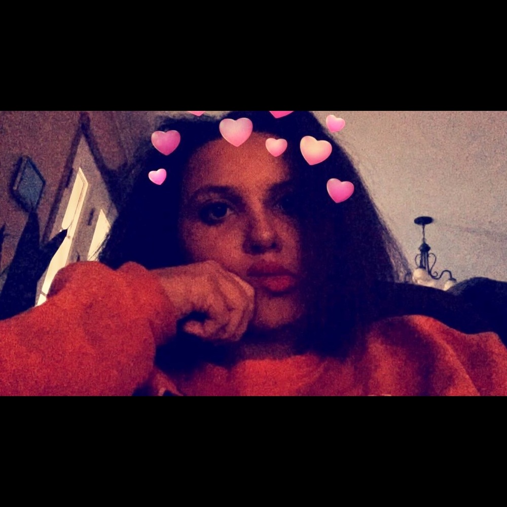 Meet your Posher, Hannah