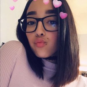 Meet your Posher, Ximena