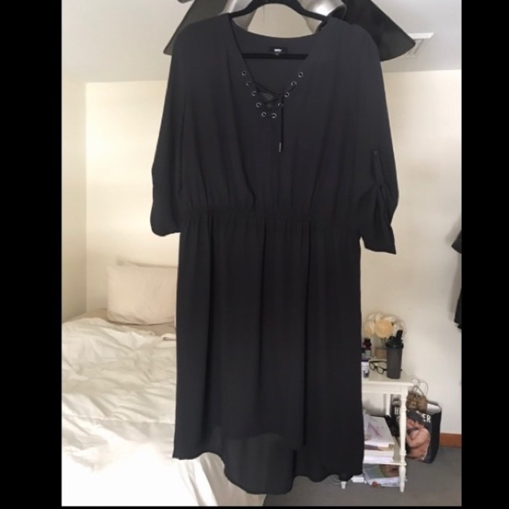 Black quarter sleeve dress