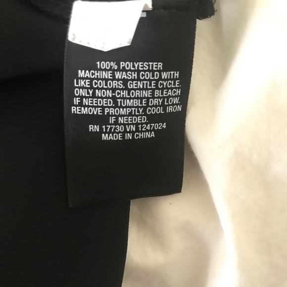 Black quarter sleeve dress - Picture 3 of 3