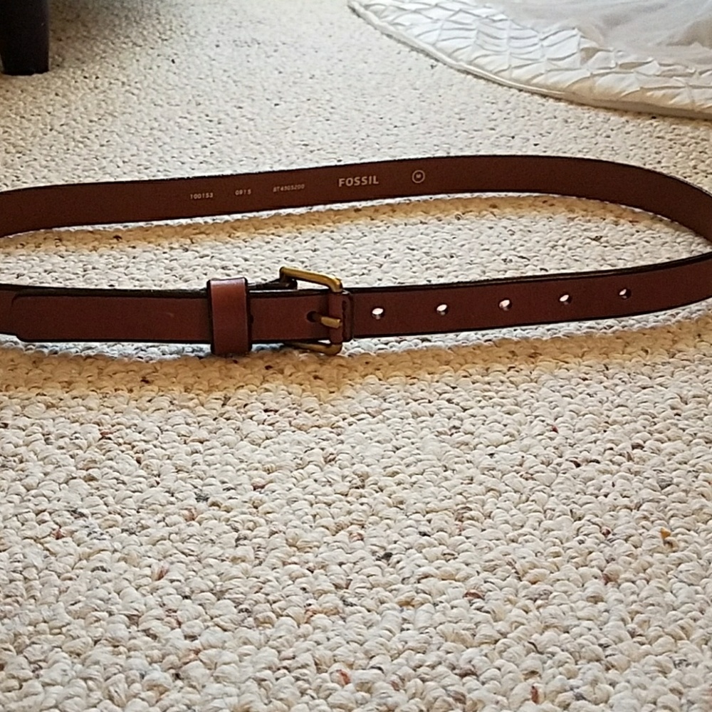 Fossil brown leather belt size  M