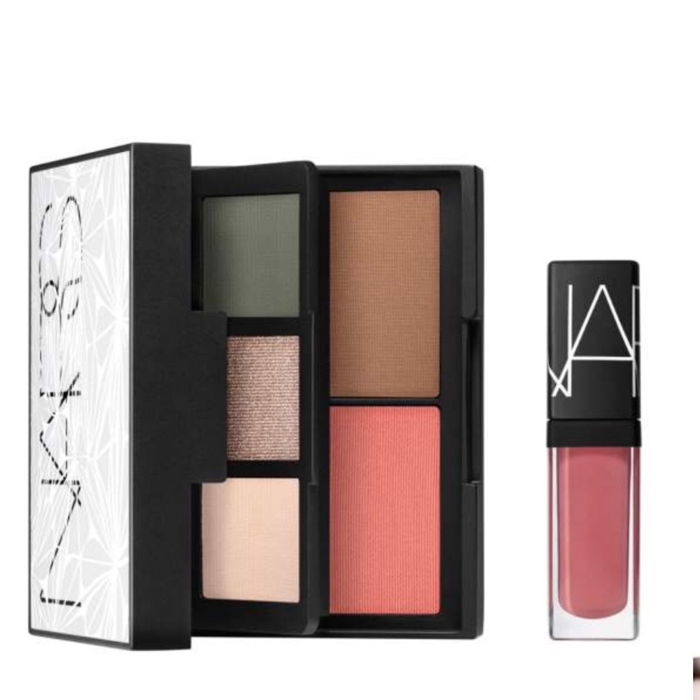 NARS eye cheek and lip palette
