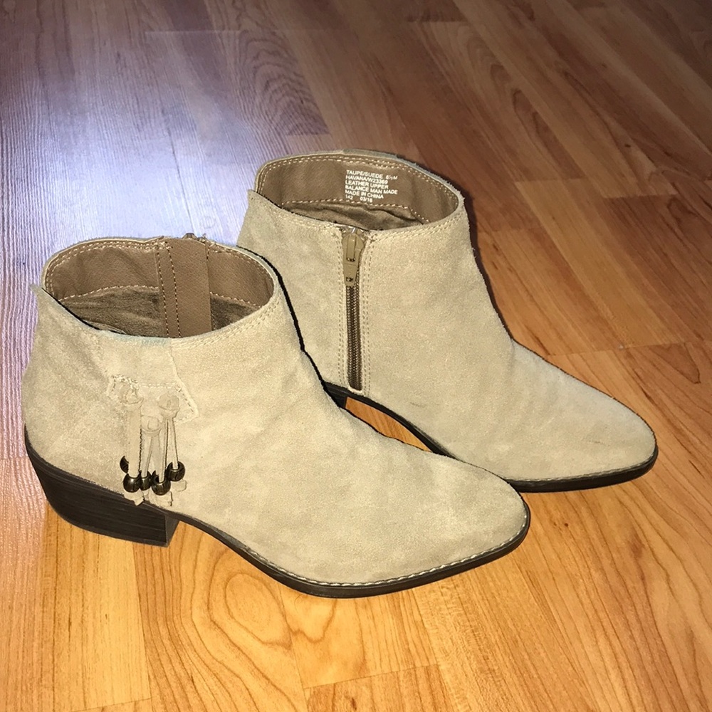 White mountain genuine leather boots