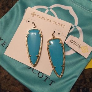 BNWT Turquoise Sky Earrings Kendra