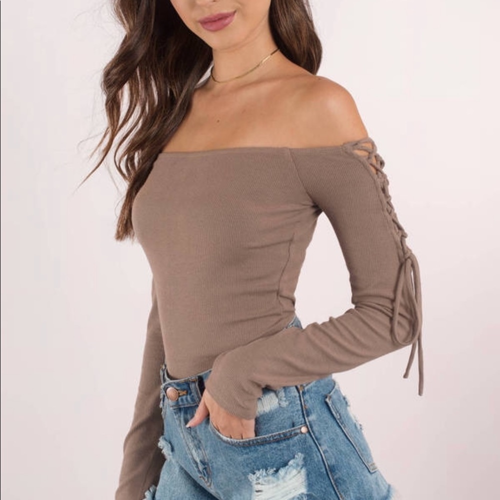 Tobi Long sleeve off shoulder body suit