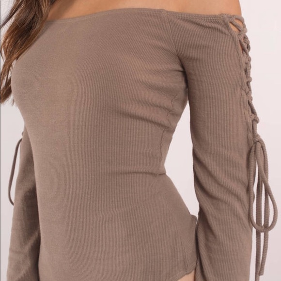 Tobi Long sleeve off shoulder body suit - Picture 3 of 5