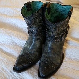 cowboy boots with studded bling