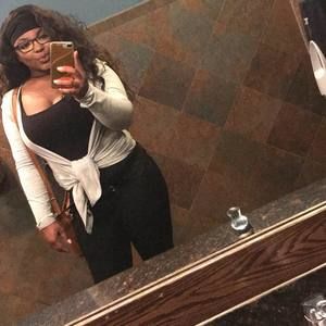 Meet your Posher, Shekeya