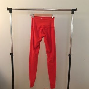 Red Lululemon leggings