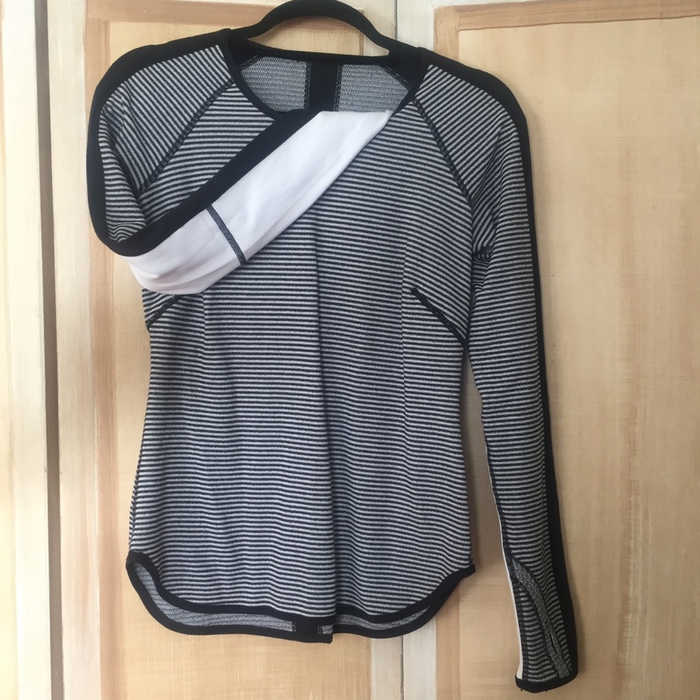 Lululemon Black & White Stripes