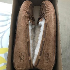 Women’s UGG Chestnut Bella Moccasins