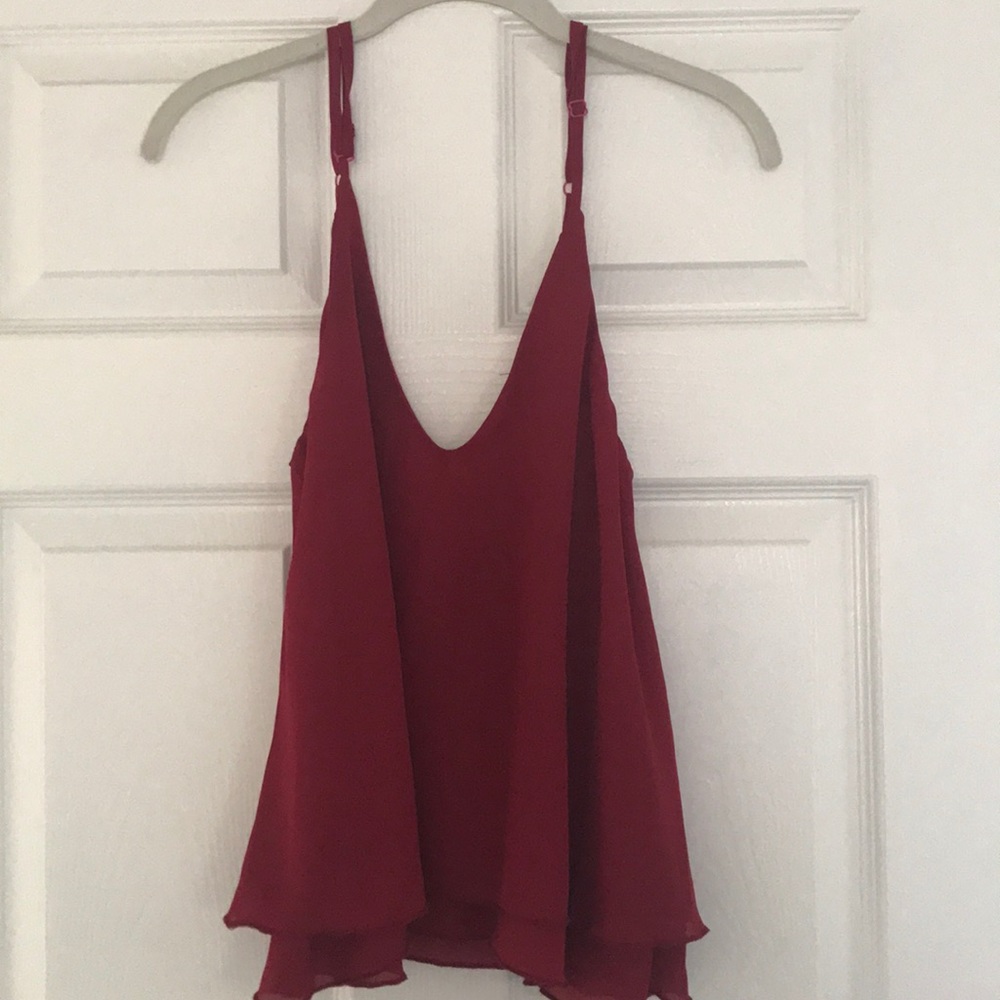 Red scoop tank