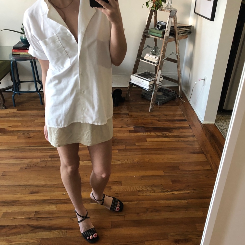 Vintage white button down shirt sleeve top