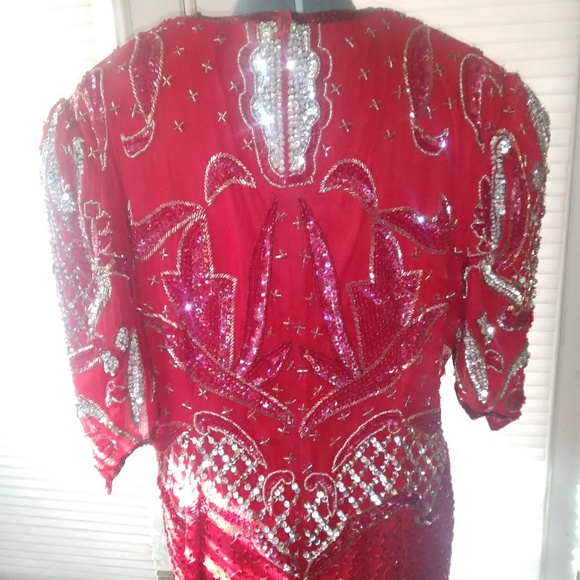 Red rose sequin formal, featuring a high slit - Picture 2 of 5