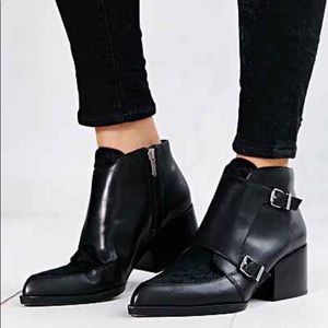 circus by Sam Edelman Reese Monk Strap Boots