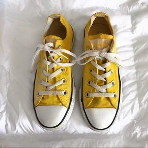 yellow converse