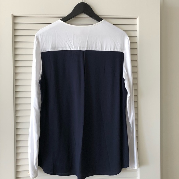 Hutch Design blouse - Picture 2 of 2