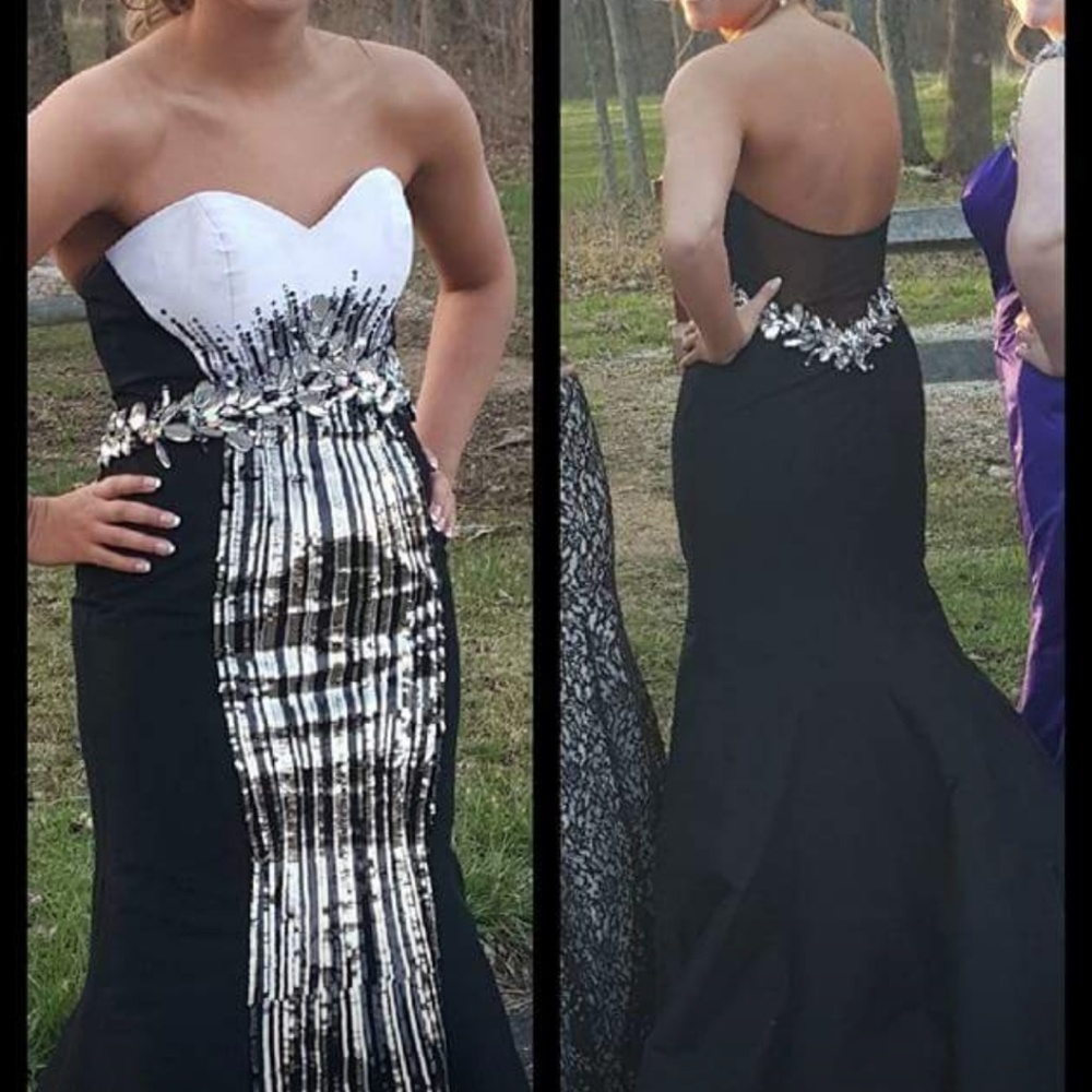 Black mermaid prom dress