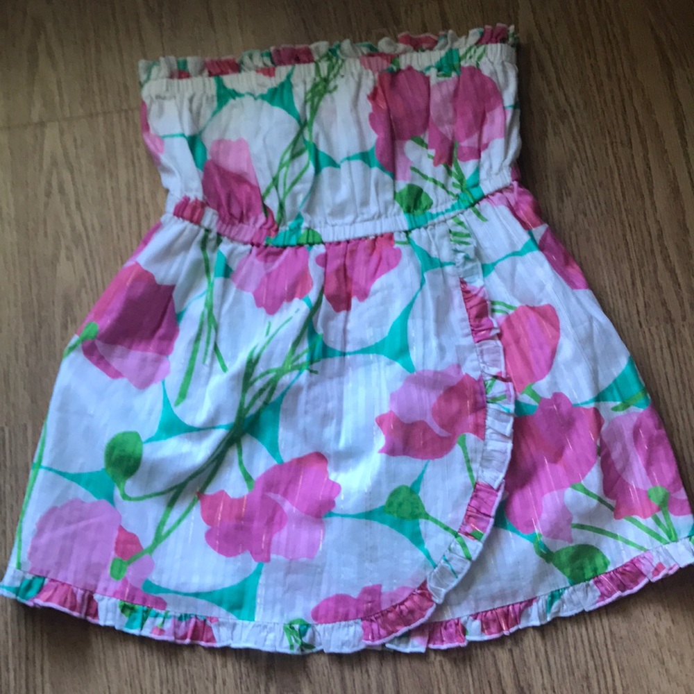 Lilly Pulitzer strapless top.