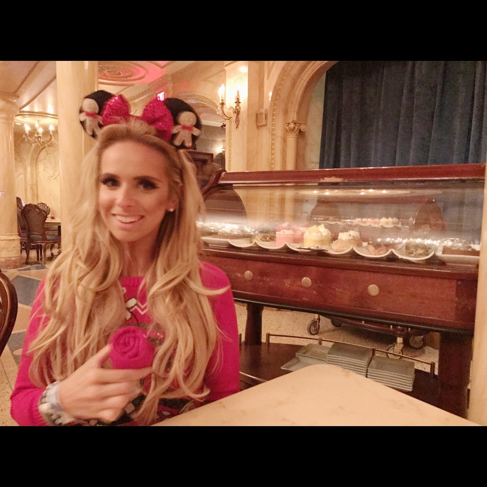 Gingerbread men Disney ears Mickey / Minnie