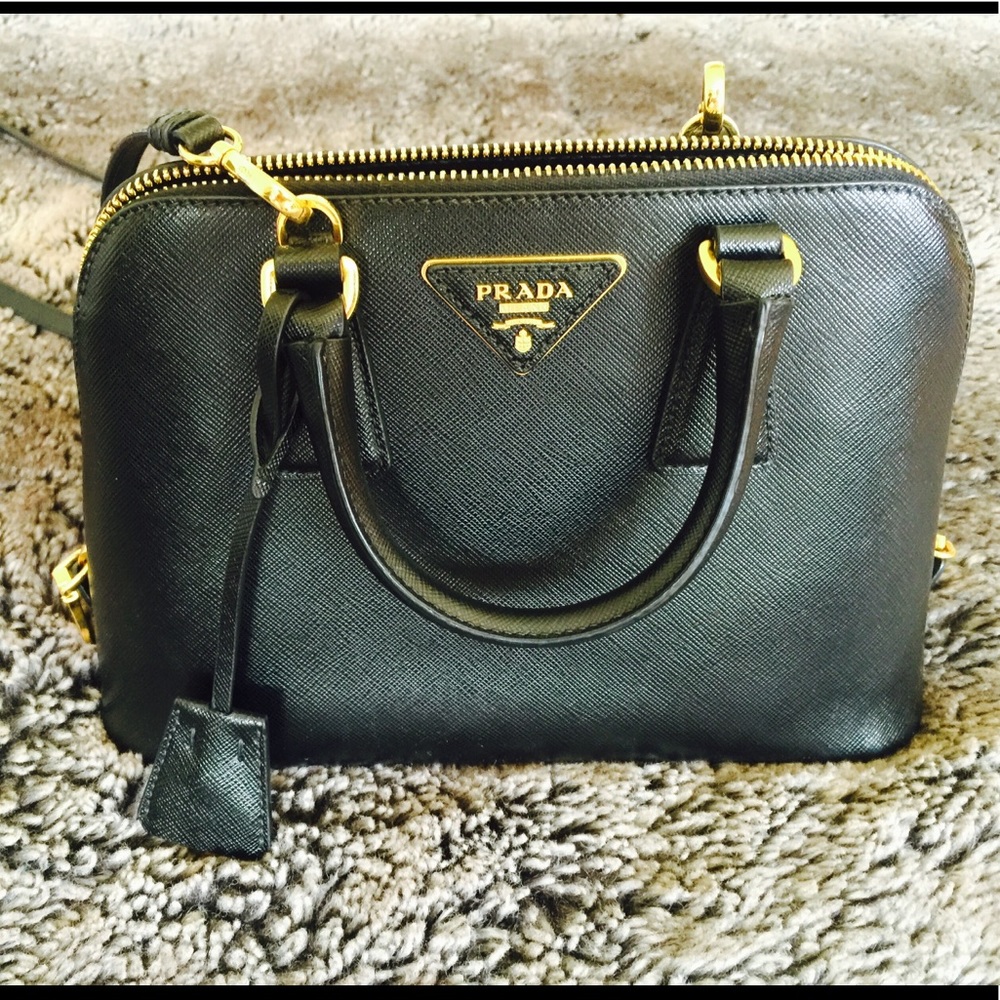 Prada Promenade Saffiano Leather bag (Small)