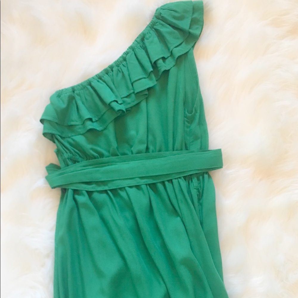 Green asymmetrical dress
