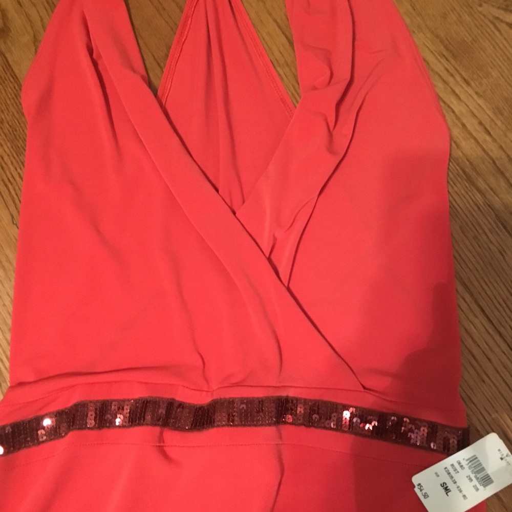 Windsor red  open back dress - Picture 3 of 8