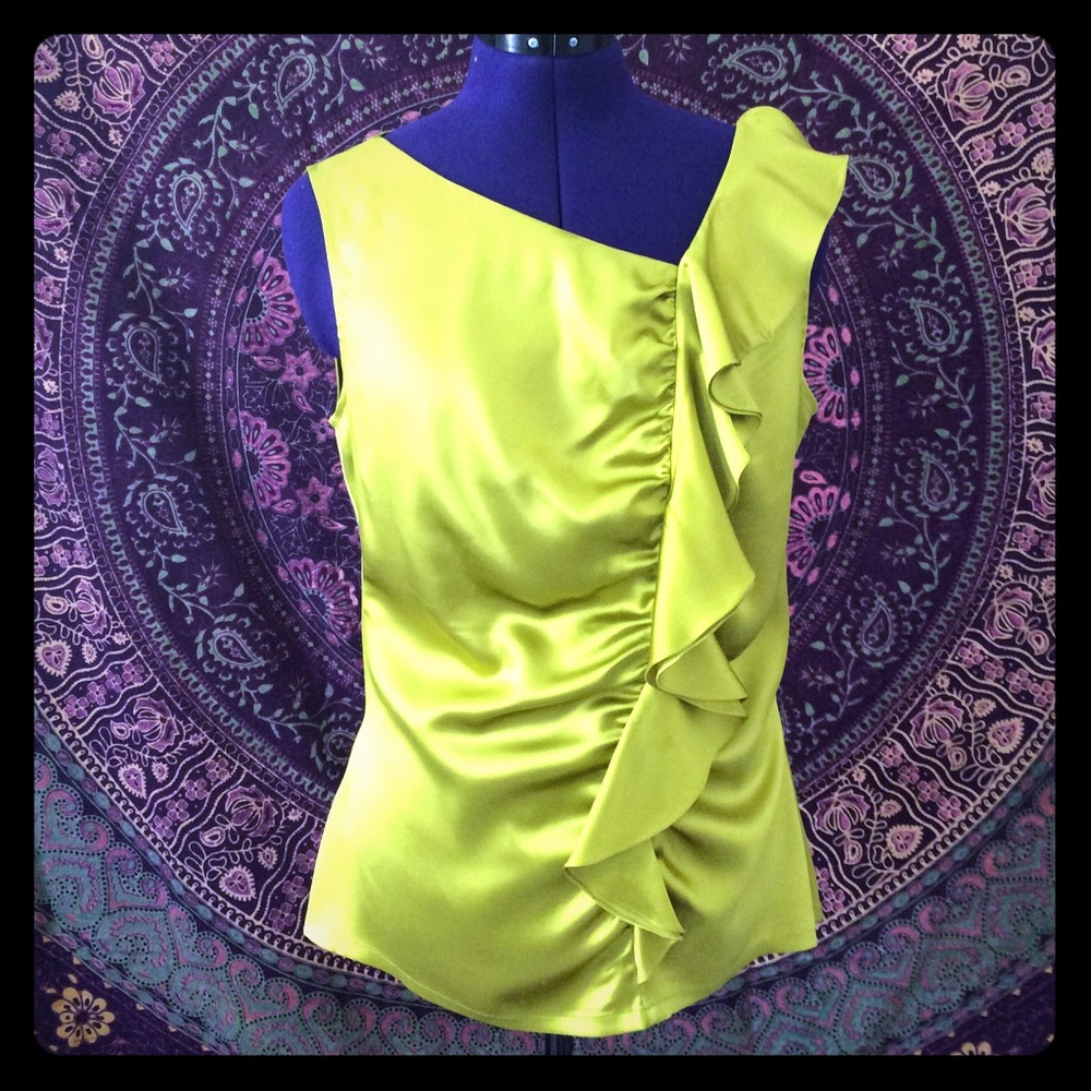 ❤️Cache silk chartreuse sleeveless blouse