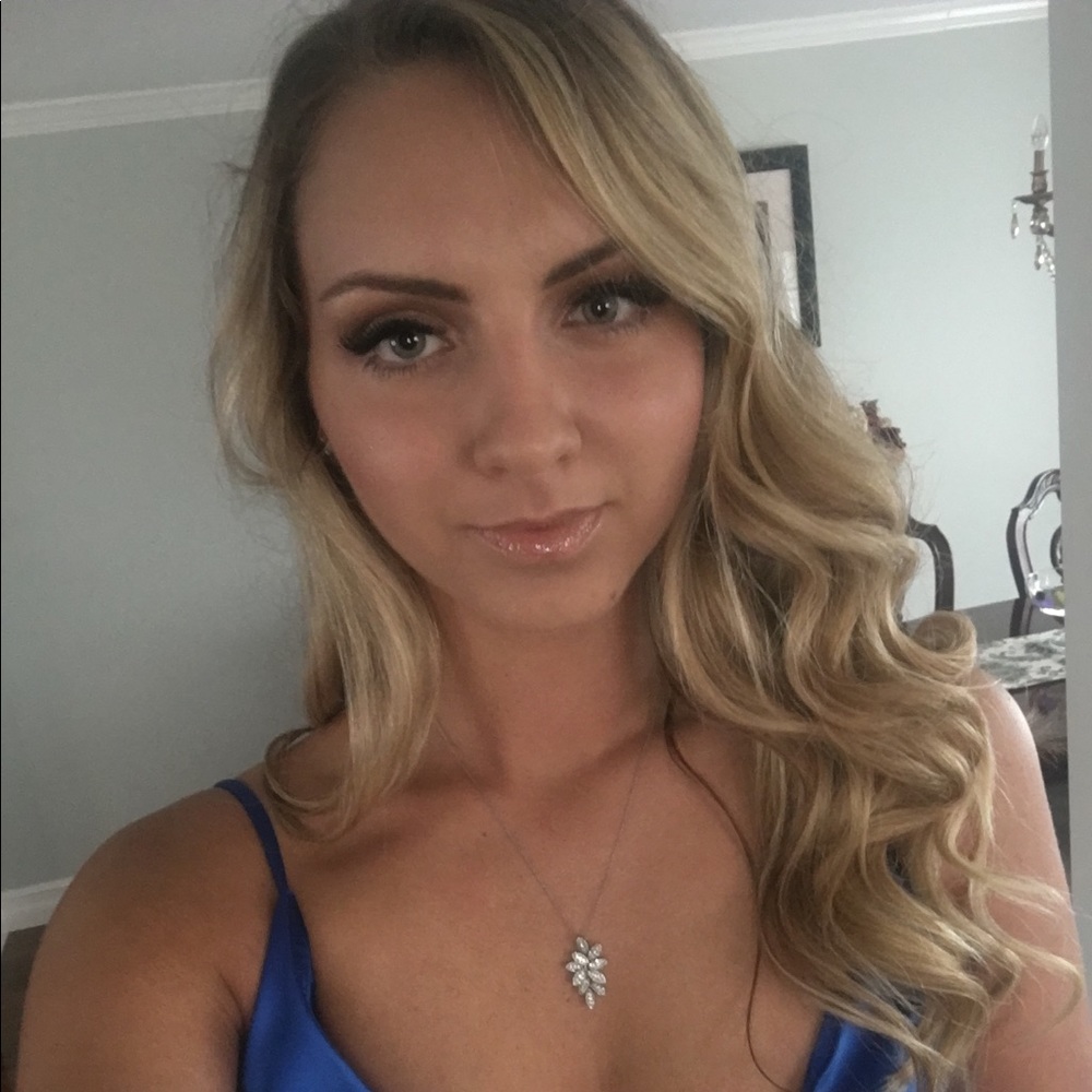Meet your Posher, Ewelina