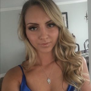 Meet your Posher, Ewelina