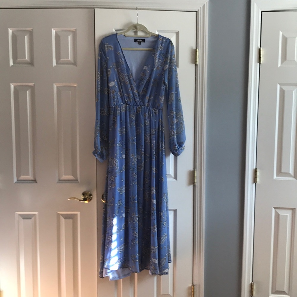 LULUS paisley maxi dress