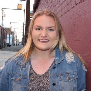 Meet your Posher, Andrea