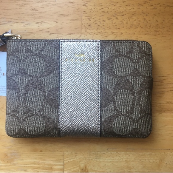 Coach Handbags - NEW Coach Wallet