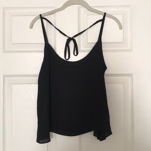 Tie back tank