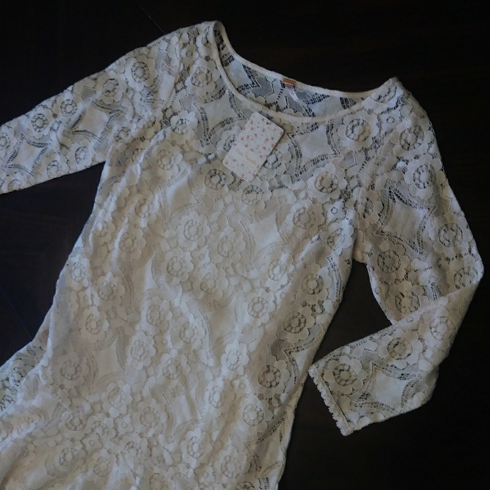 🆕! {Free people} cream white lace dress size 2 - Picture 2 of 8