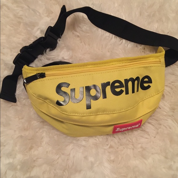 shoulder fanny pack supreme