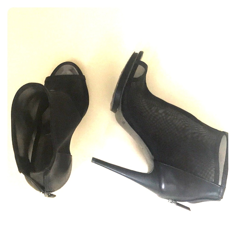 BCBG Maxazria black heels