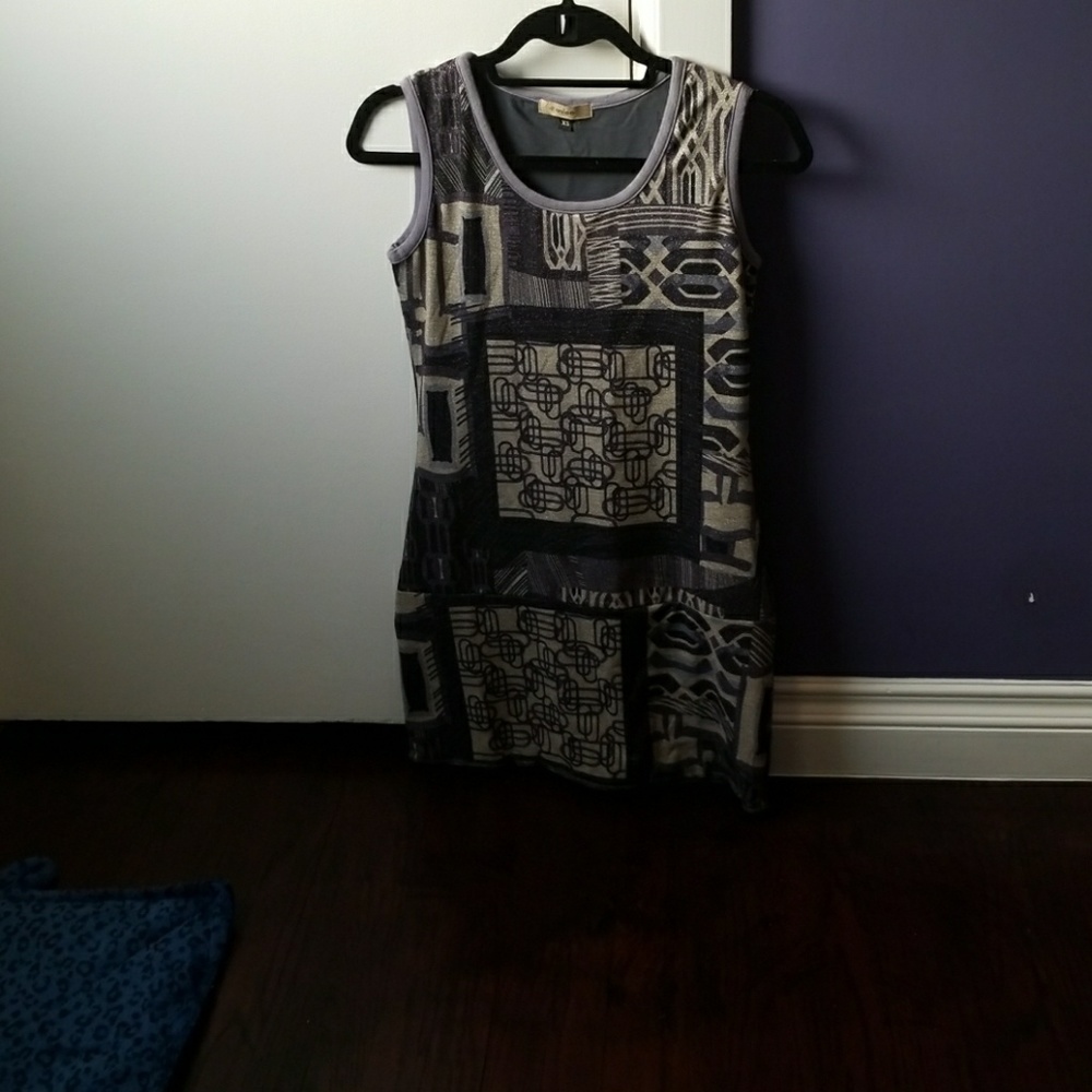 3/30 Fun sparkly party dress xs