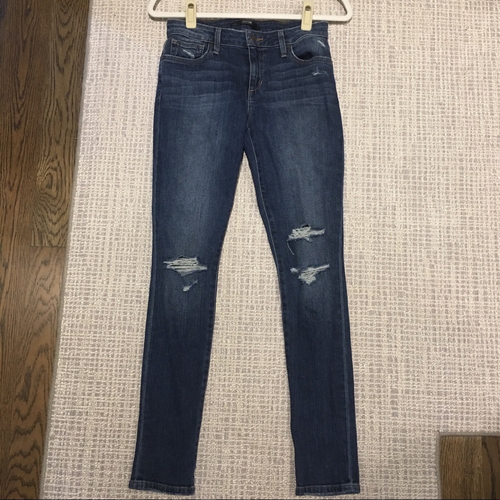 Distressed, Skinny - Joe’s Jeans size 27
