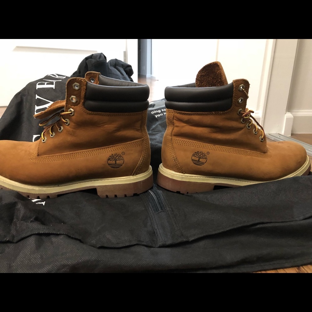 Timberland Men’s boots size 10