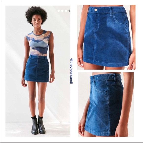 Urban Outfitters corduroy navy mini skirt - Picture 1 of 2