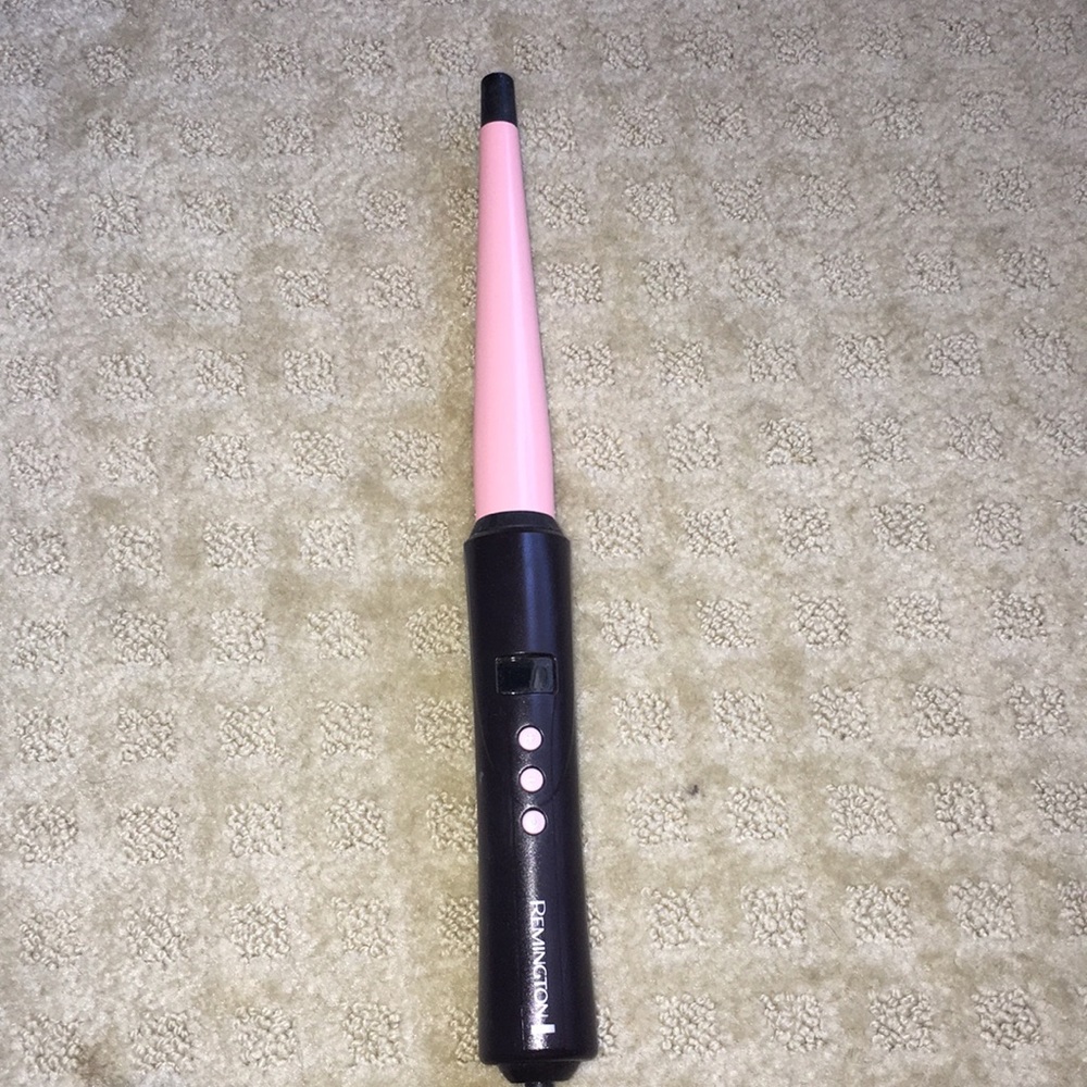 Remington 1/2- 1 inch curling wand!