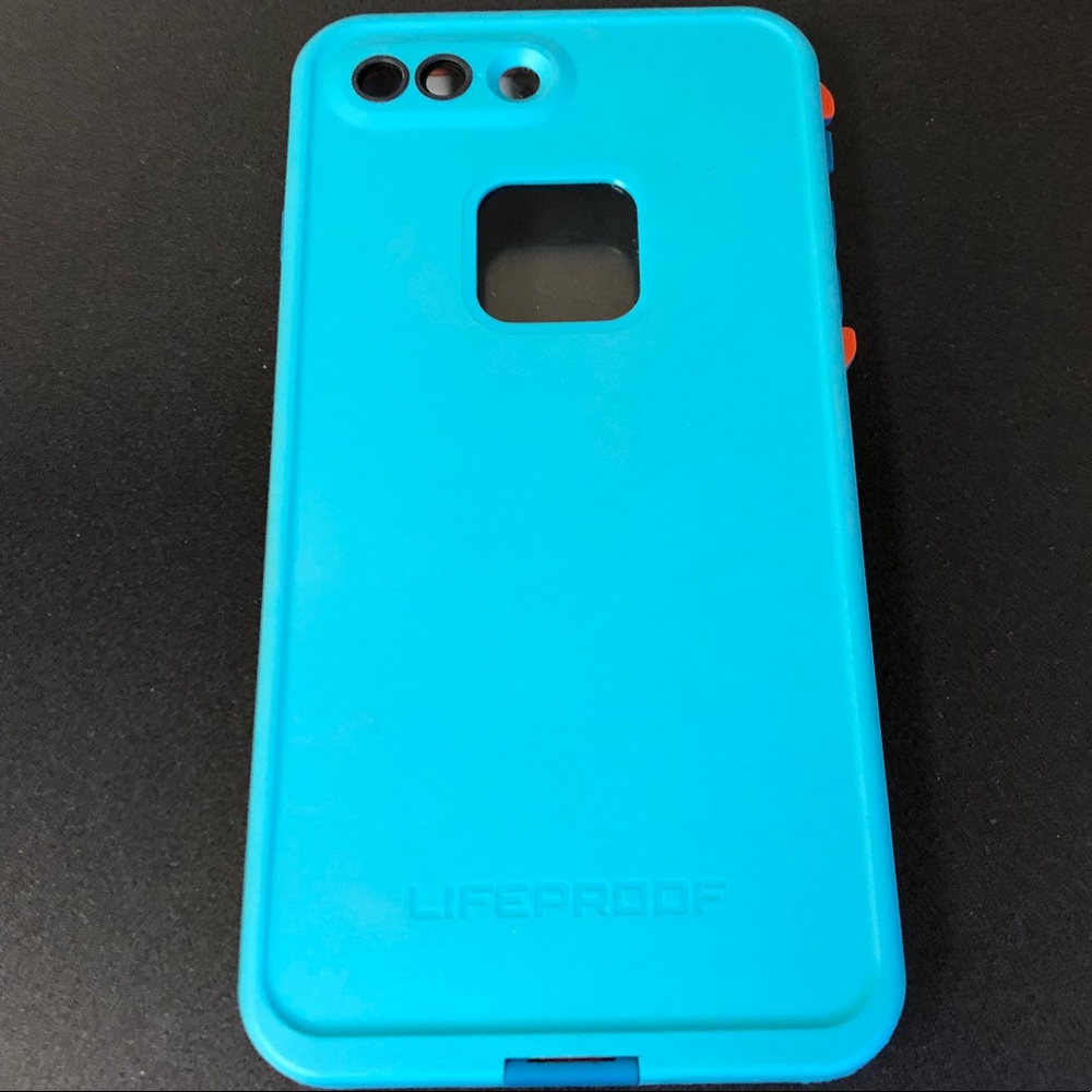 BEST DEAL🙌🏻 Lifeproof 7 Plus case. Like new!