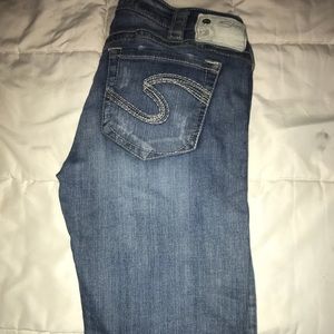 Silver Bermuda’s size 31